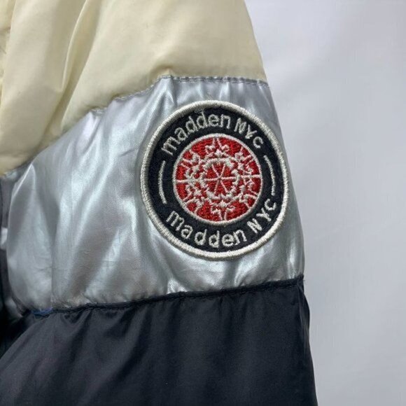 Steve Madden Striped Hip Length Puffer Jacket - Black/White, Size Medium Juniors - Picture 2 of 10